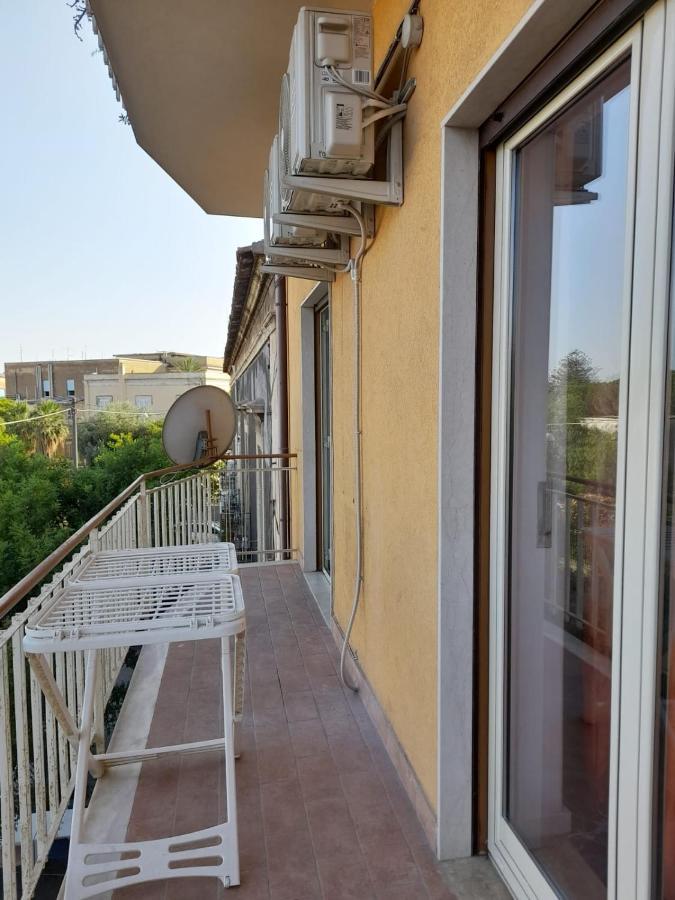 Appartamento A Casa Di Alex Aeroporto di Catania Fontana Rossa Esterno foto